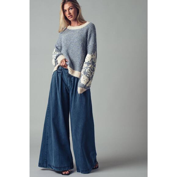 Urban Daizy Floral Embroidered Striped Knit Sweater - Picture 8 of 11